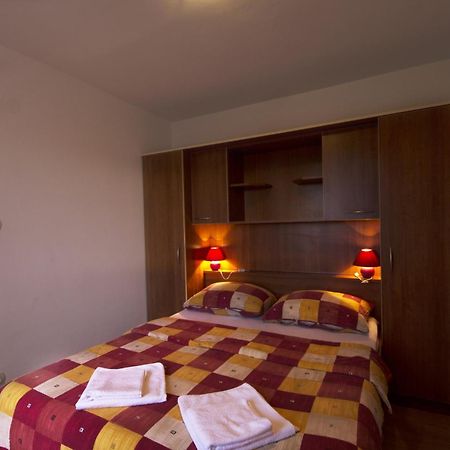 Apartmani Vila Caska 客房 照片