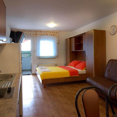 Apartmani Vila Caska 客房 照片
