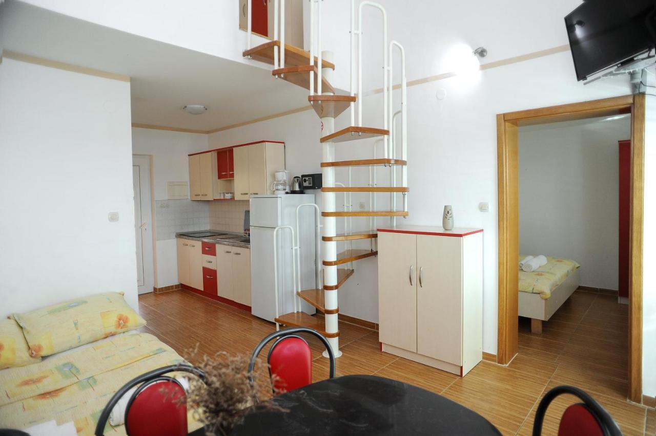 Apartmani Vila Caska 外观 照片